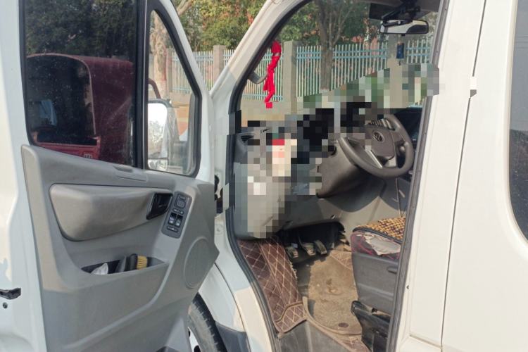 Used Foton Toano 2020 2.0T Multi-Function Short-Wheelbase Flat-Roof 5/6-Seater China VI4F20TC3 Driver Seat