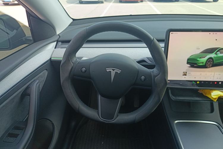 Used Tesla Model Y 2024 Rear-Wheel-Drive Version