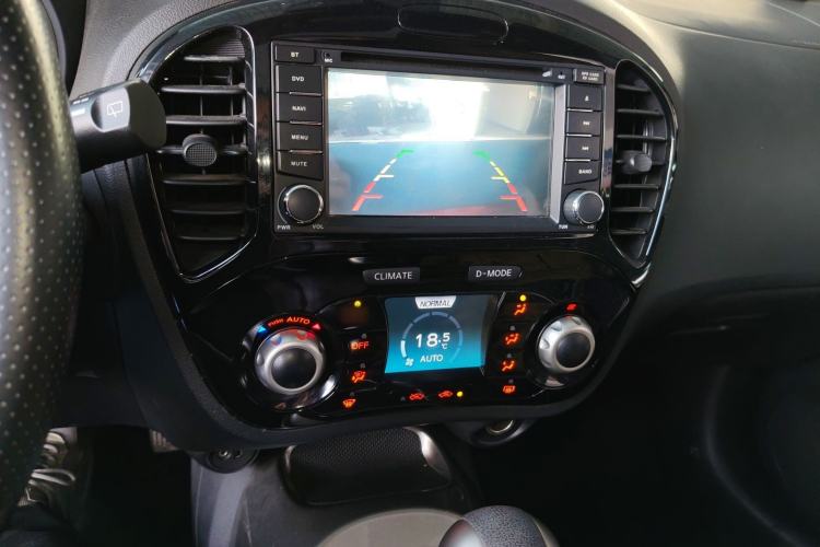 Used Infiniti ESQ 2014 1.6L Spontaneous Edition
