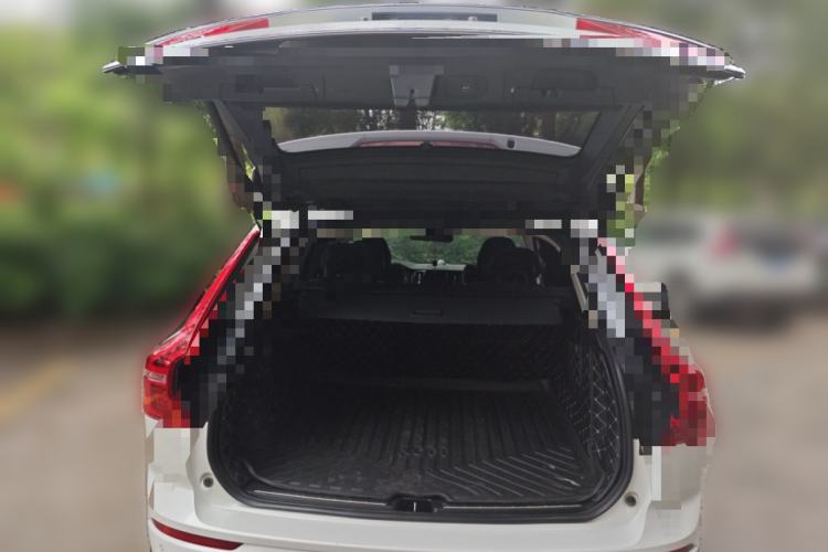 Used Volvo XC60 2018 T5 4x4 Zhiyi Edition