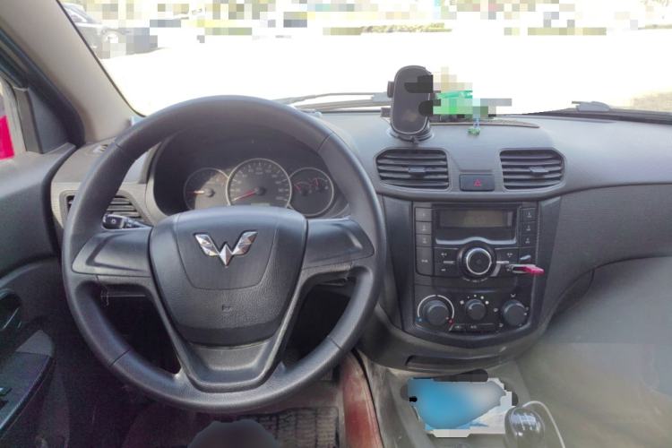 Used Wuling Hongguang 2014 1.5L Base Version