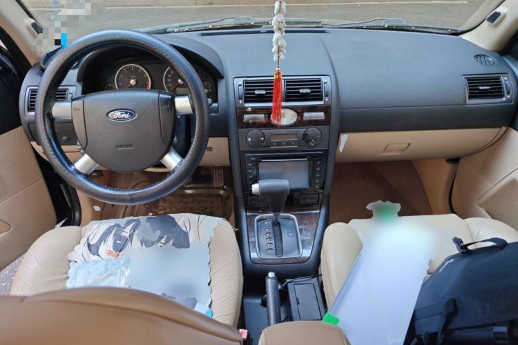 Used Ford Mondeo 2004 2.0L Deluxe Edition
