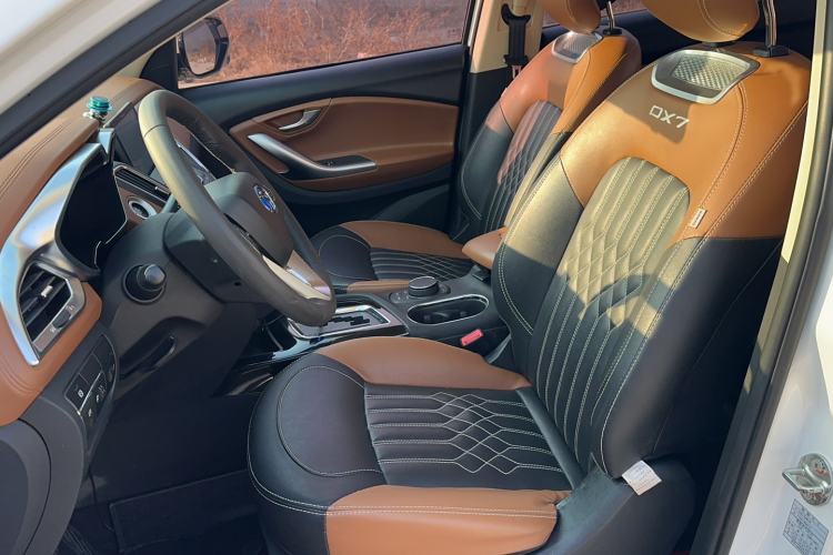 Used Soueast DX7 2018 1.5T Automatic Luxury Model
