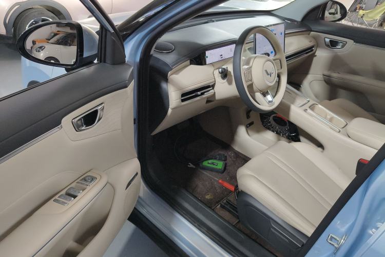 Used Wuling Bingo S 2025 Model 325km Deluxe Edition