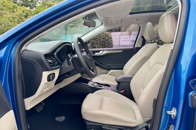 Used Ford Focus 2021 Sedan EcoBoost 180 Automatic Trendy Model
