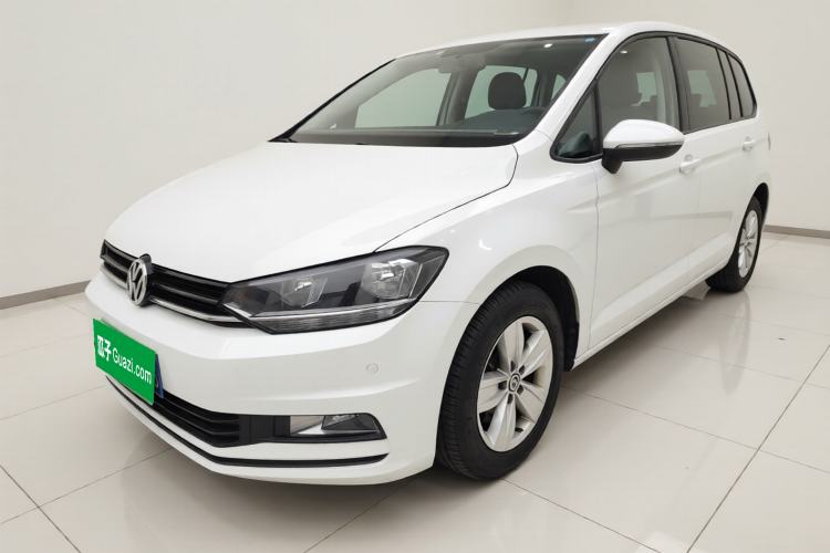 Used Volkswagen Touran 2016 Volkswagen Touran L 280TSI Manual Trend Edition