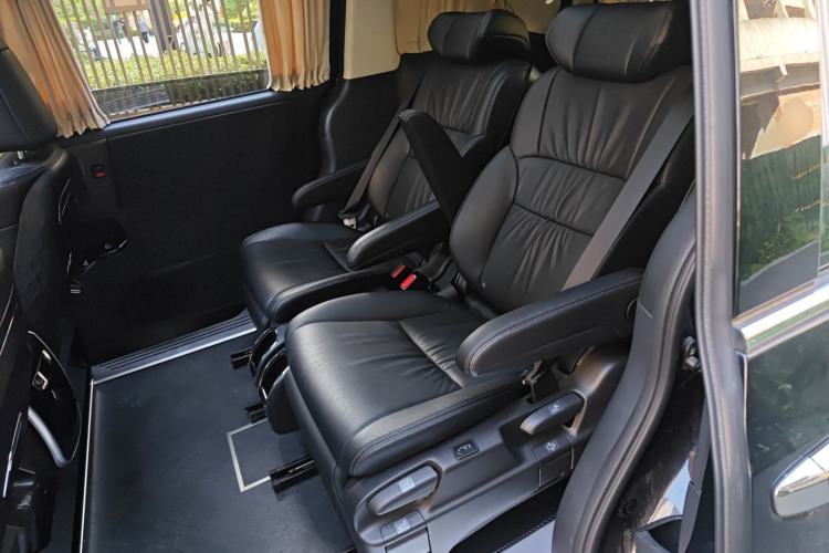 Used Honda Odyssey 2024 2.0L eHEV Sharp·Luxury Edition