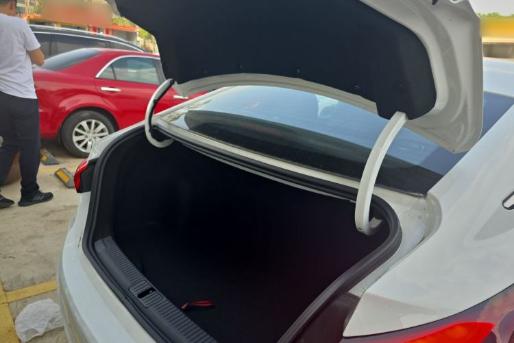 Used MG 5 2026 Model 180DVVT Global Luxury Edition