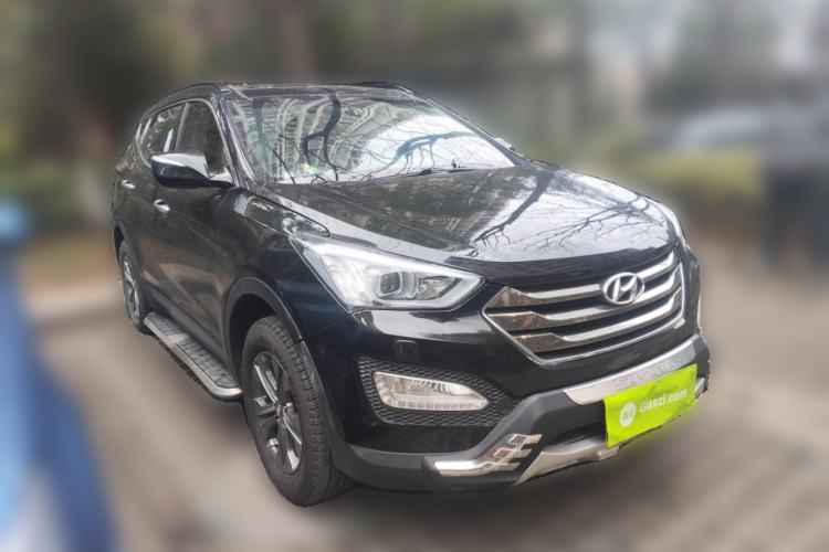 Used Hyundai Santa Fe 2013 2.4L Automatic Two-Wheel Drive Smart Version