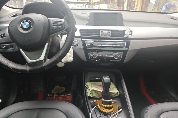 Used BMW X1 2018 sDrive18Li Fashion Model Center Console