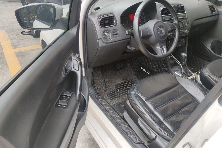 Used Volkswagen Polo 2011 1.6L Automatic ZhiKu Edition Driver Seat