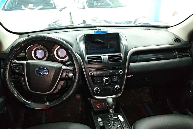 Used Bestune X80 2015 1.8T Automatic Luxury Model