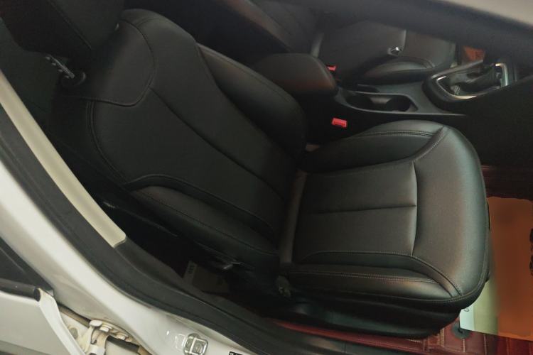 Used Buick GT 2021 Revised Version Flagship 1.5L Automatic Elite Edition Right Front Seat