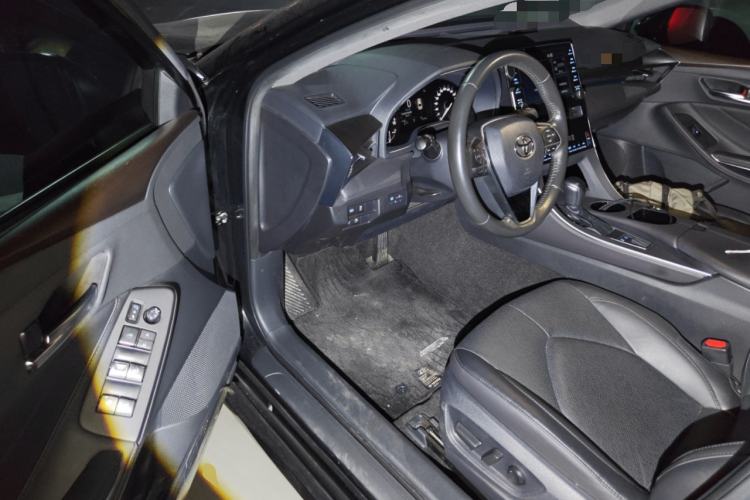 Used Toyota Avalon 2019 2.0L Luxury Edition China VI Standard