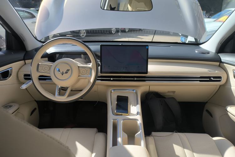 Used Wuling Bingo S 2025 Model 325km Deluxe Edition