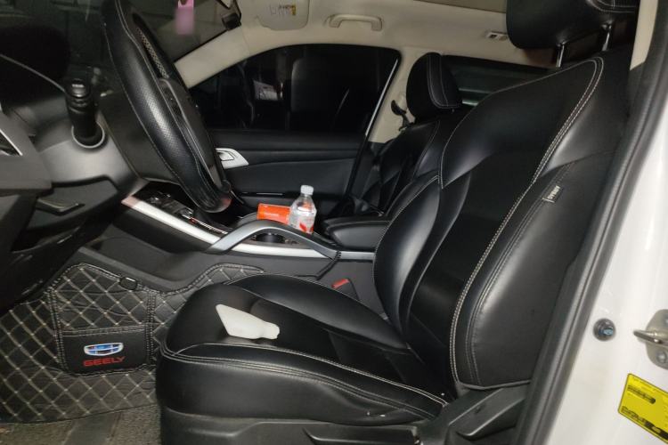 Used Geely Auto Emgrand X7 Sport 2016 1.8TD Automatic ZhiShang Model
