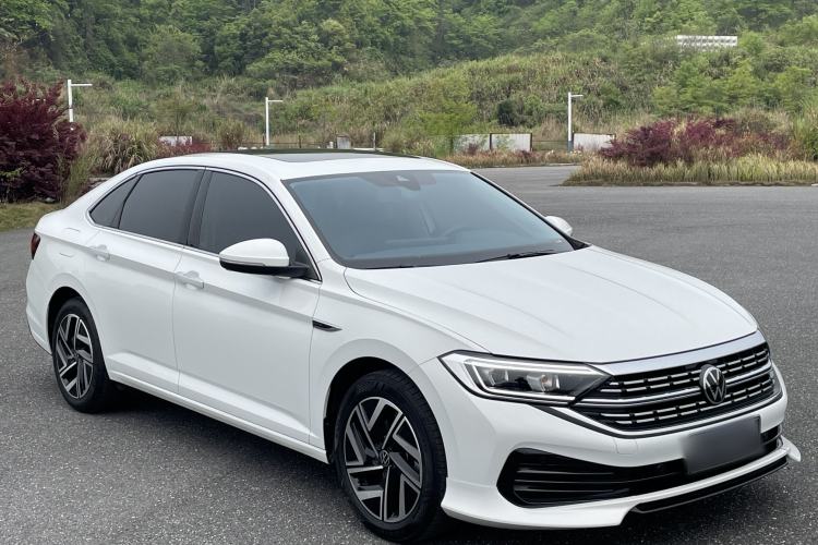 Used Volkswagen Sagitar 2023 300TSI DSG Excellence Edition Exterior 3