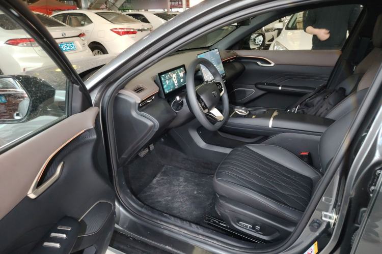 Used Changan Eado 2026 Model, Fourth Generation, 1.5T 500Bar Smart Enjoyment Edition
