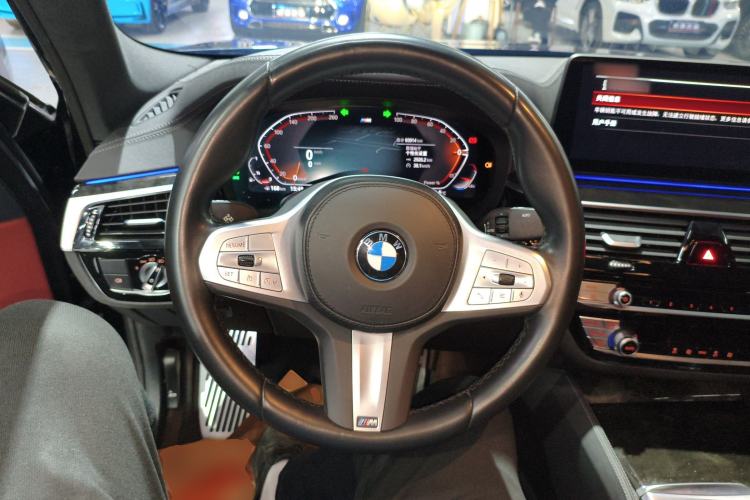 Used BMW 5 Series 2022 Second Facelift 525Li M Sport Package