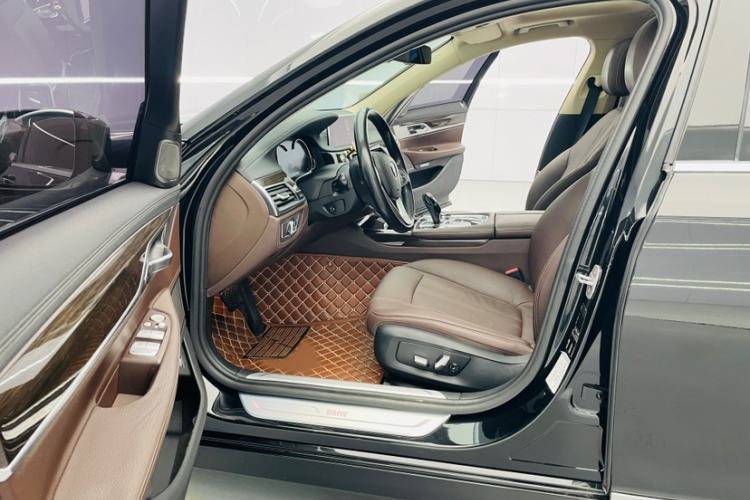 Used BMW 7 Series 2016 730Li Leading Model