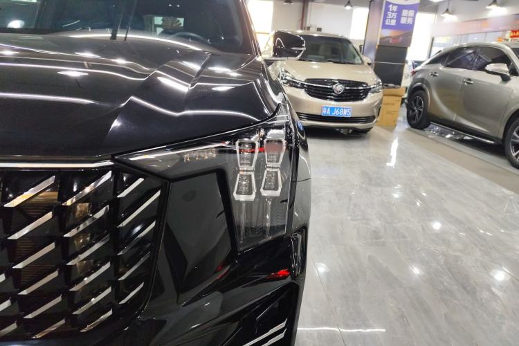 Used GAC Trumpchi GS8 2024 Linghang Series 2.0 TGDI Four-Wheel Drive Luxury Smart Connectivity Version