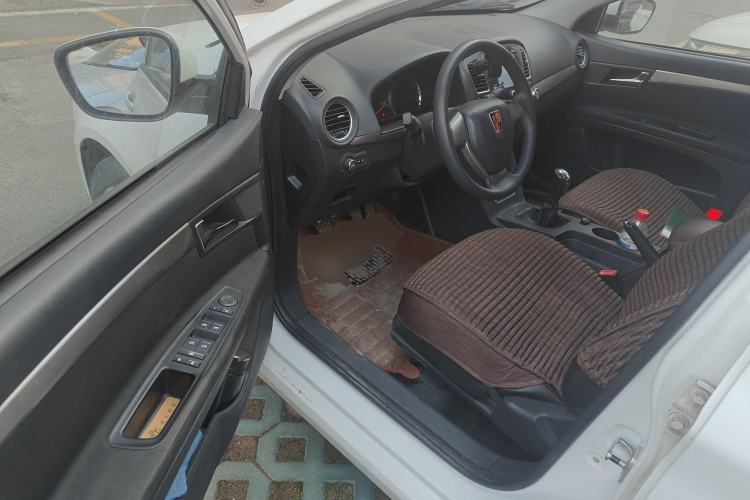 Used Roewe 350 2015 1.5L Manual Luxury Sunroof Edition
