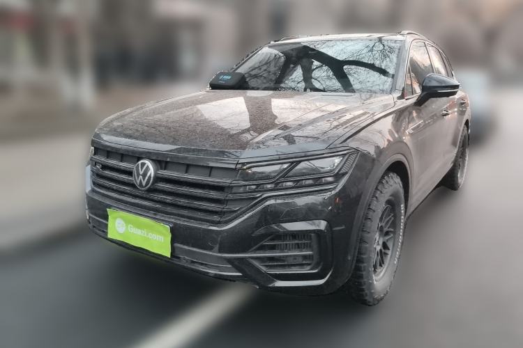 Used Volkswagen Touareg 2022 3.0 TSI Luxury Edition Black Diamond Sport Package