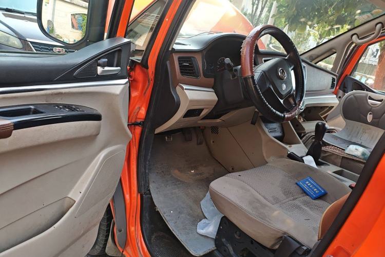 Used FORTHING Lingzhi 2022 V3 1.6L Base Model 2 Seats
