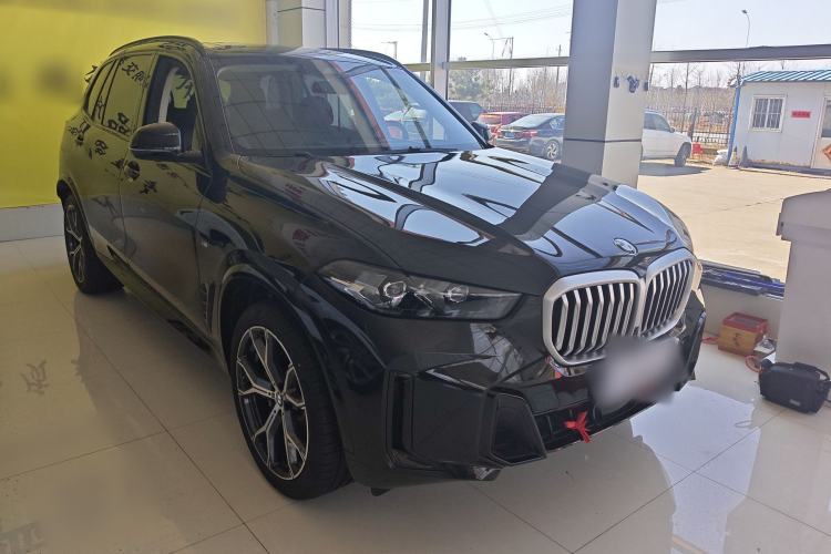 Used BMW X5 2023 xDrive 30Li Luxury M Sport Night Edition Package
