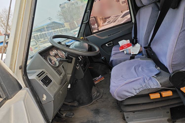 Used Iveco Daily 2014 2.8T-V35 NJ5044XXYQ3A43S4
