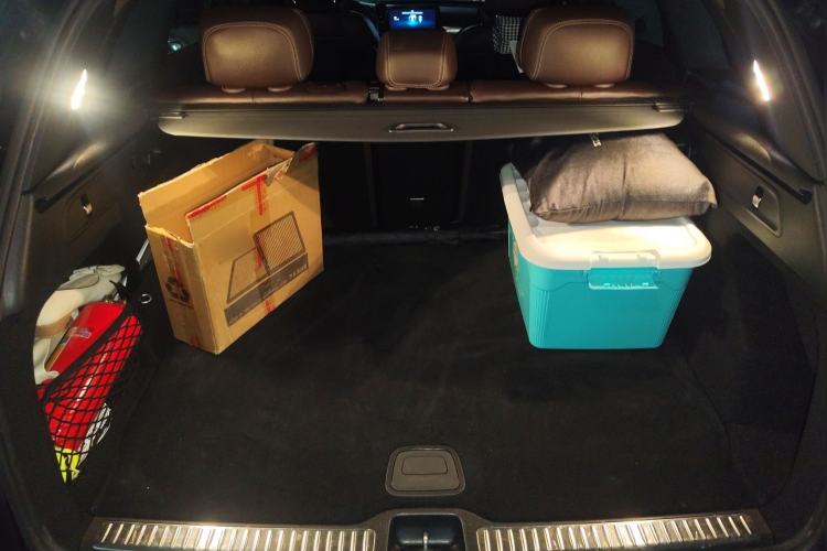 Used Mercedes-Benz GLC 2022 GLC 300 L 4MATIC Dynamic Edition Prestige Model Trunk