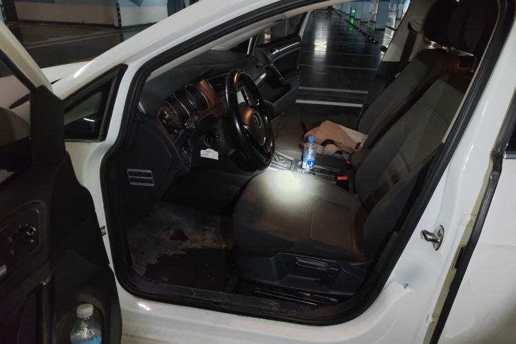 Used Volkswagen Golf 2014 1.4TSI Automatic Comfort Model Left Front Seat