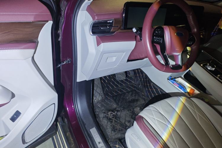 Used Ford Equator 2021 EcoBoost 225 Premier PLUS 6-Seater Driver Seat