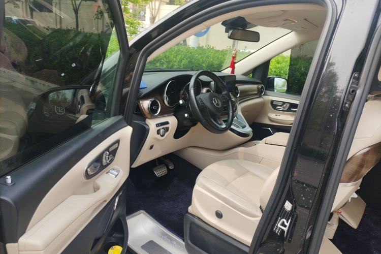 Used Mercedes-Benz V-Class 2020 V 260 L Long-wheelbase Luxury Edition
