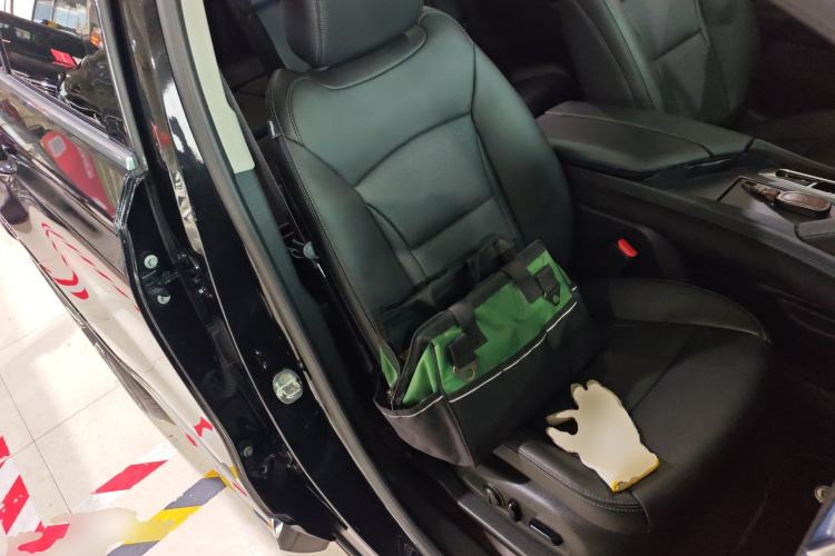 Used Buick Enclave 2022 652T Four-Wheel Drive Prestige 7-Seater Right Front Seat