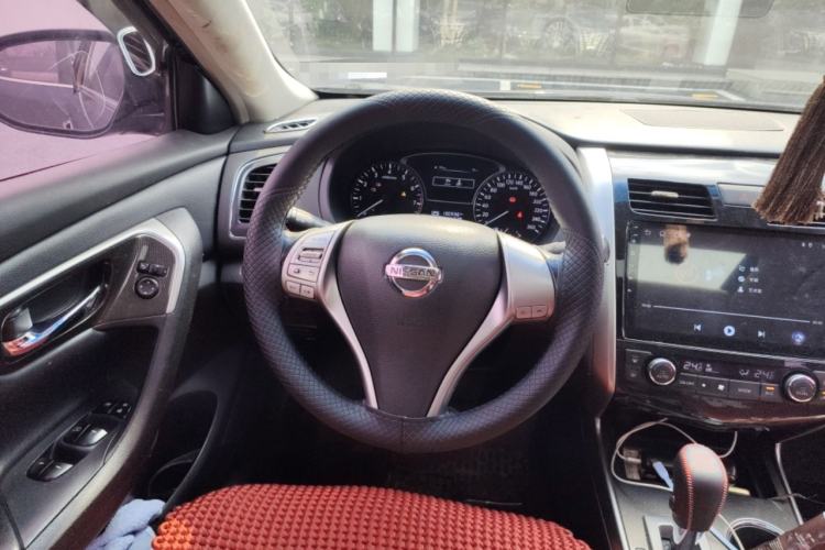 Used Nissan Teana 2014 2.0L XL Upper Tech Edition Steering Wheel
