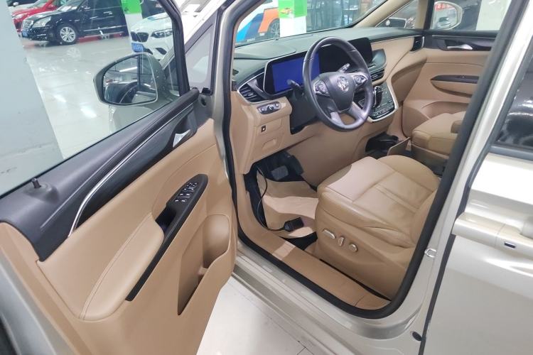 Used Buick GL8 2021 ES Land Cruiser 653T Luxury Edition