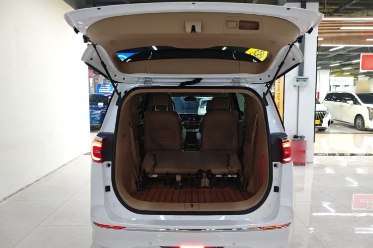 Used Buick GL8 2021 ES Land Cruiser 653T Luxury Edition