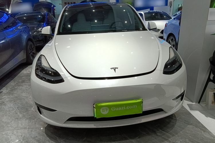 Used Tesla Model Y 2024 Rear-Wheel-Drive Version Front