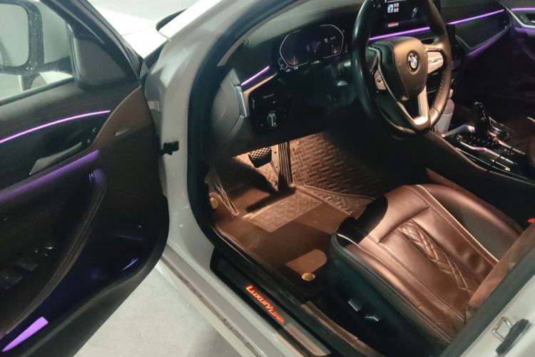 Used BMW 5 Series 2020 530Li Leading Edition Luxury Package Driver Seat