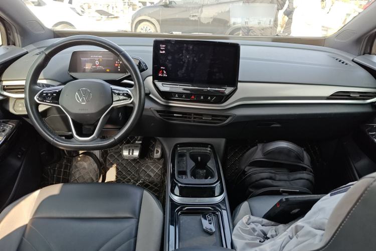 Used Volkswagen ID.4 CROZZ 2021 Long-Range PRO Two-Wheel Drive Version
