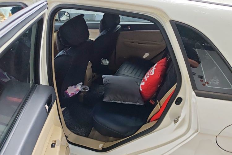 Used BAIC Senova D20 2015 Hatchback 1.5L Automatic Lotte Edition
