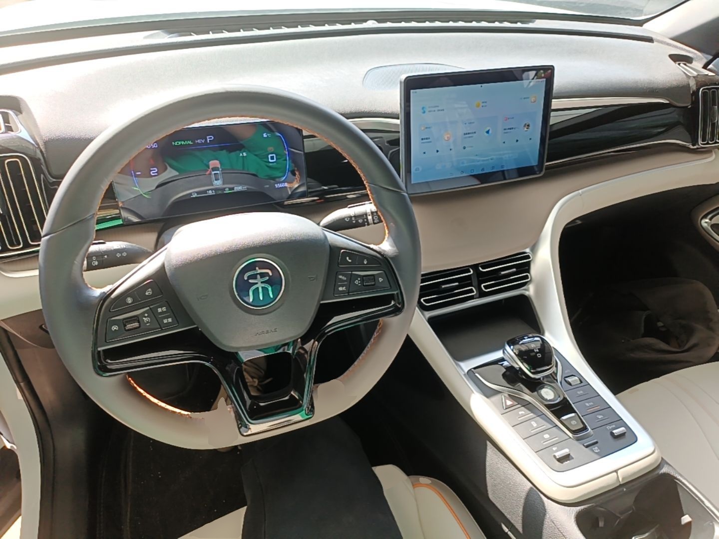 BYD Song Pro New Energy 2023 Champion Edition DM-i 71KM Leading Model — снимка 12