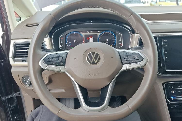 Used Volkswagen Viloran 2020 380TSI Prestige Edition
