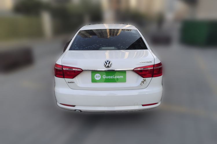 Used Volkswagen Lavida 2013 Revised Classic 1.6L Manual Fashion Edition
