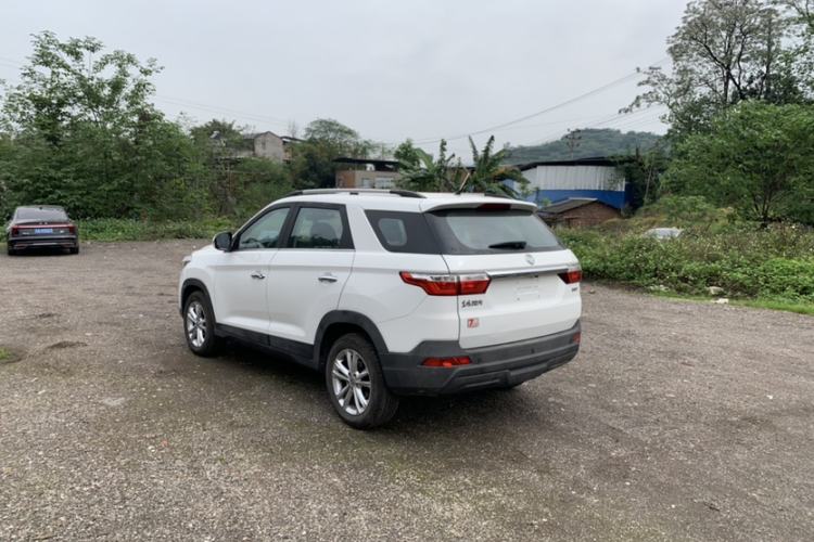 Used Dongfeng Fengon S560 2018 1.8L Manual Urban Model 7 Seats Exterior 3