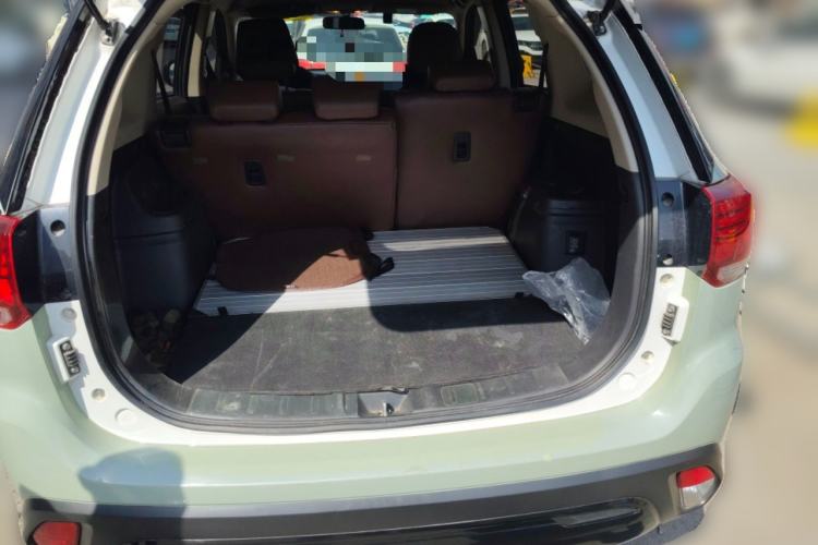 Used Mitsubishi Outlander 2020 2.0L Two-Wheel Drive Comfort Edition 5 Seats Trunk