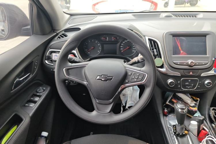 Used Chevrolet Equinox 2019 535T Automatic Lingjie Edition China V Standard Steering Wheel