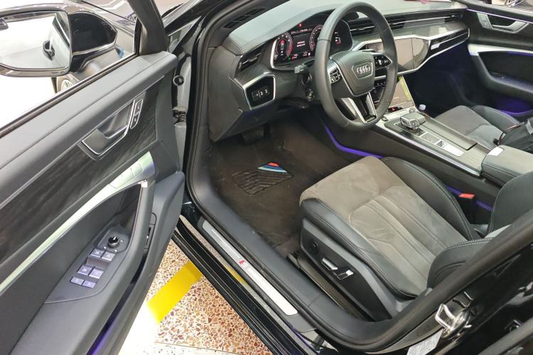 Used Audi A6L 2024 45 TFSI quattro Prestige Dynamic Edition
