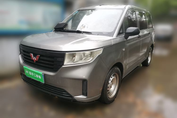 Used Wuling Hongguang PLUS 2019 1.5T Manual Standard Version 7 Seats